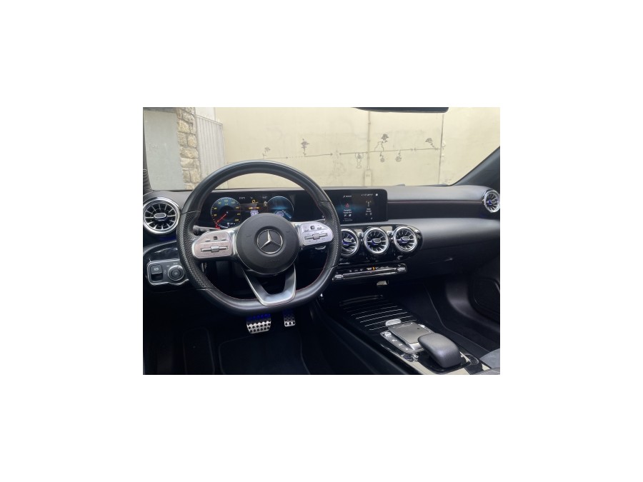 MERCEDES d'occasion CLASSE A IV A200 D AMG- LINE 8G-DCT de 2023 Paris