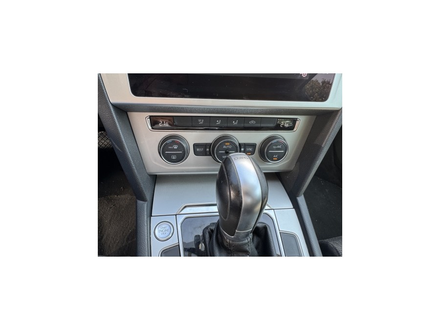 VOLKSWAGEN d'occasion PASSAT 1.4 TSI 150 CONNECT DSG de 2018