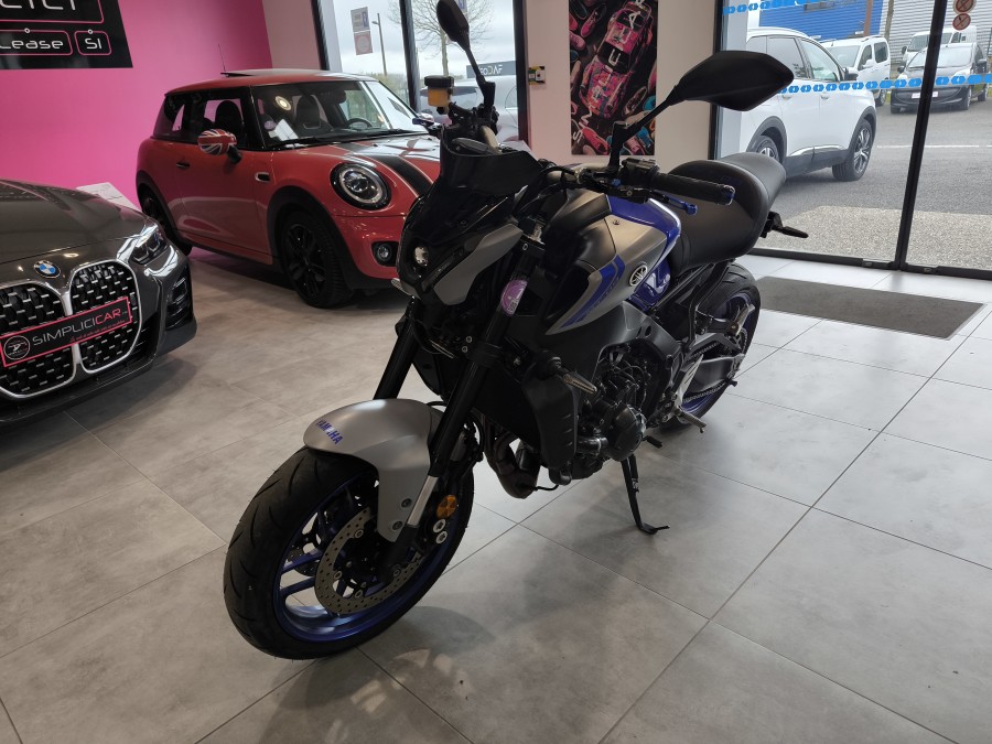 YAMAHA d'occasion MTN890 MT-09 de 2022 St Jean du Cardonnay (76)﻿