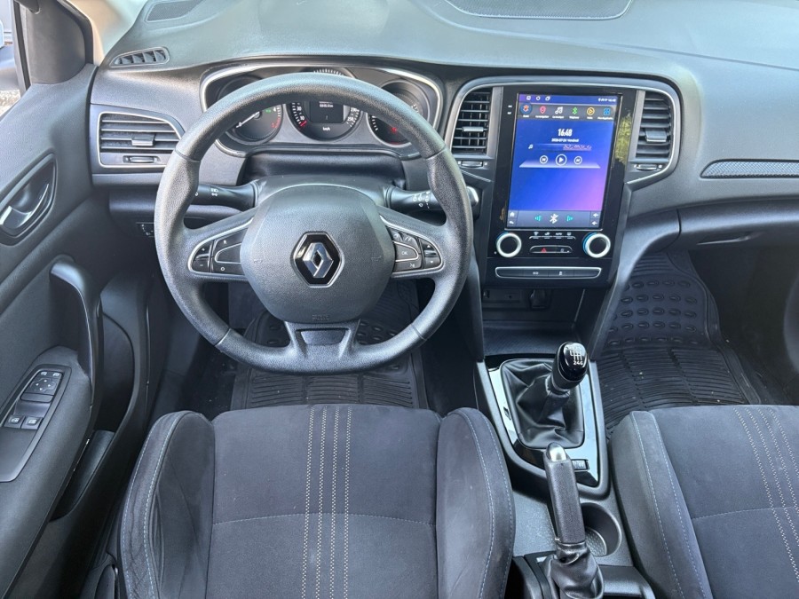 RENAULT d'occasion MEGANE 1.5 BLUE DCI 95 LIFE de 2020 Lyon St Priest
