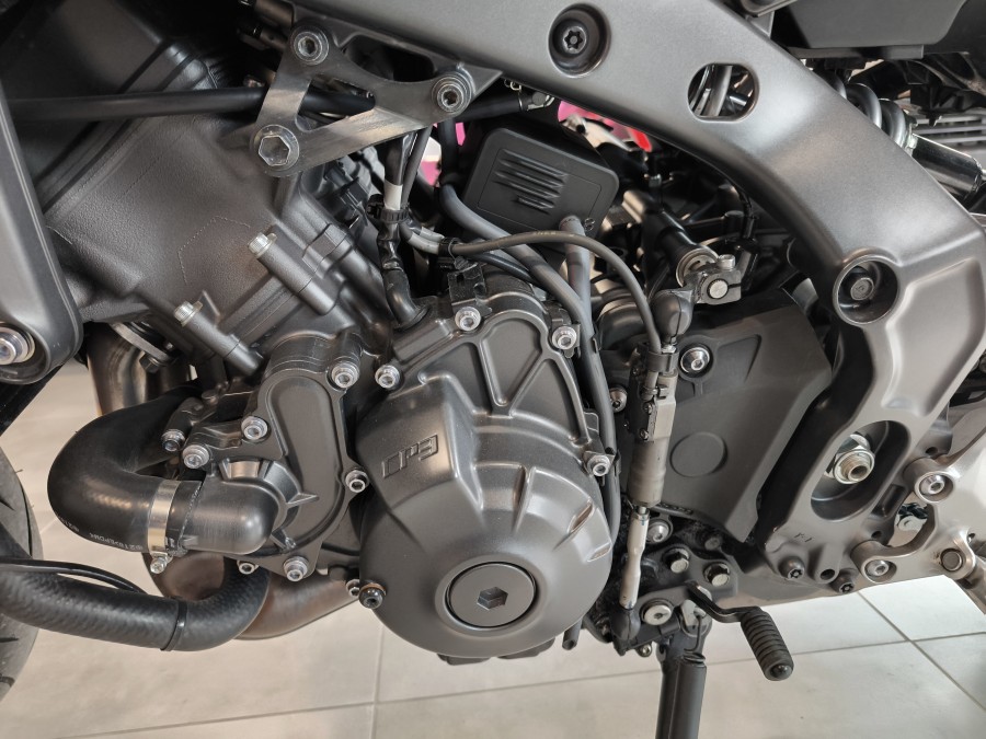 YAMAHA d'occasion MTN890 MT-09 de 2022 St Jean du Cardonnay (76)﻿