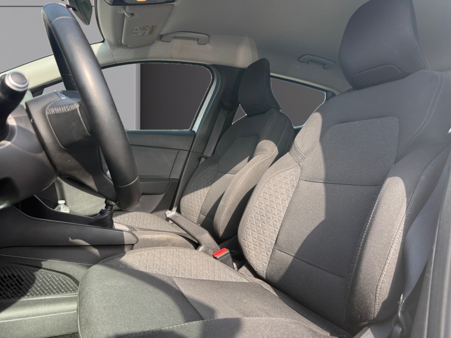 RENAULT d'occasion CLIO 1.0 TCE 90 BUSINESS LINE de 2021 Carcassonne