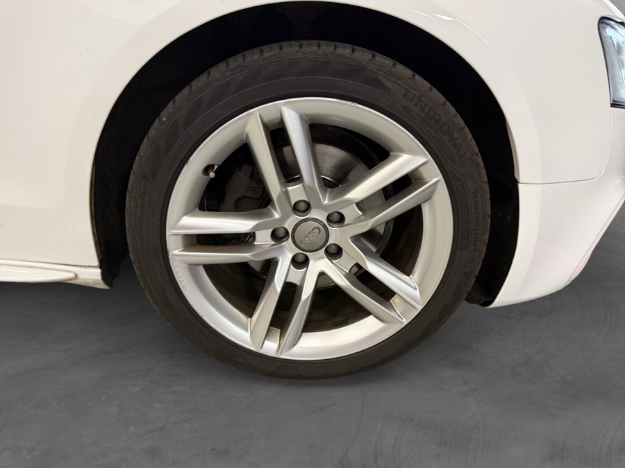AUDI d'occasion A5 2.0 TDI 143 S LINE de 2013 Andrezieux (42)﻿
