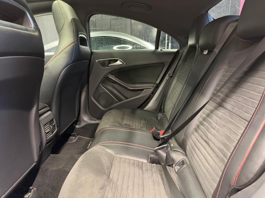 MERCEDES d'occasion CLA 220 d Fascination 7G-DCT de 2015 Villebon Sur