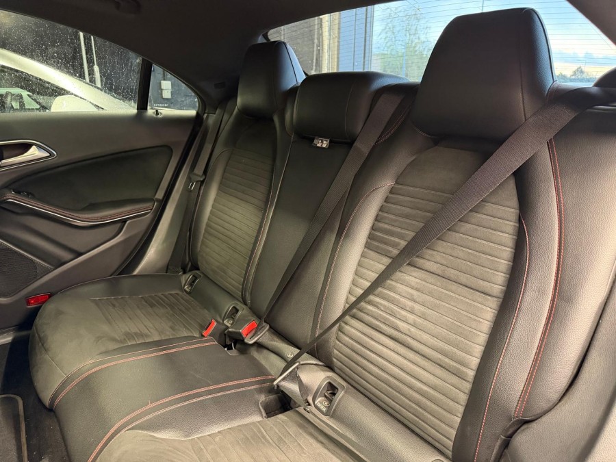 MERCEDES d'occasion CLA 220 d Fascination 7G-DCT de 2015 Villebon Sur