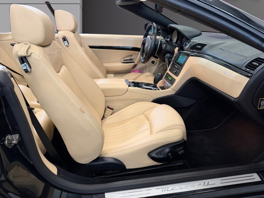 MASERATI d'occasion GRANCABRIO 4.7 S de 2010 Andrezieux (42)﻿