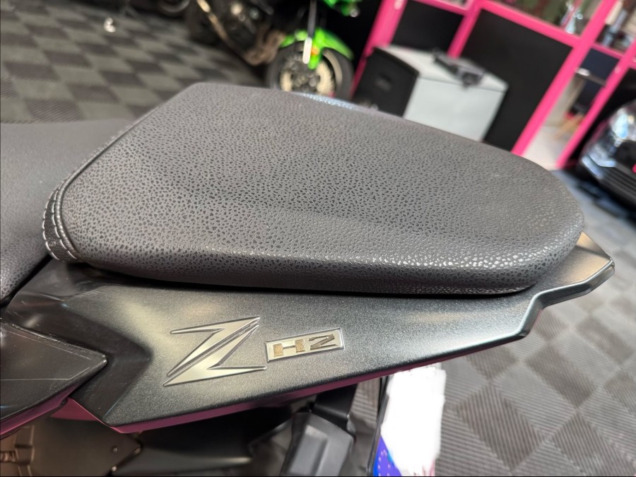 KAWASAKI d'occasion Z H2 1000 de 2021 Salon de Provence (13)﻿