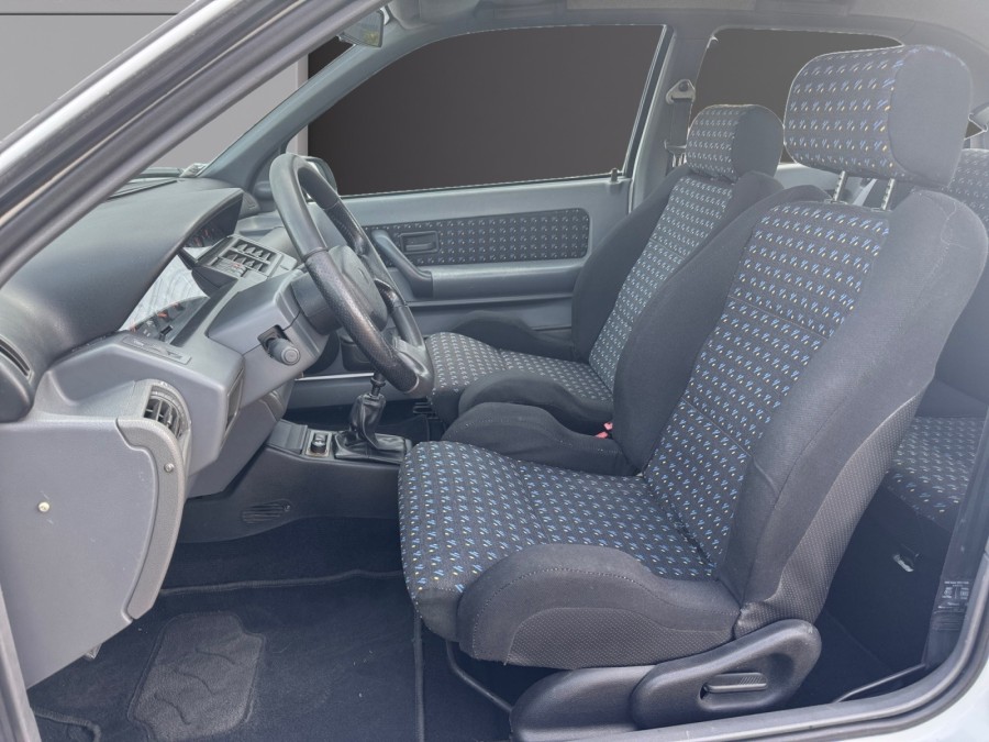 RENAULT d'occasion CLIO 16S de 1991 Troyes (10)﻿