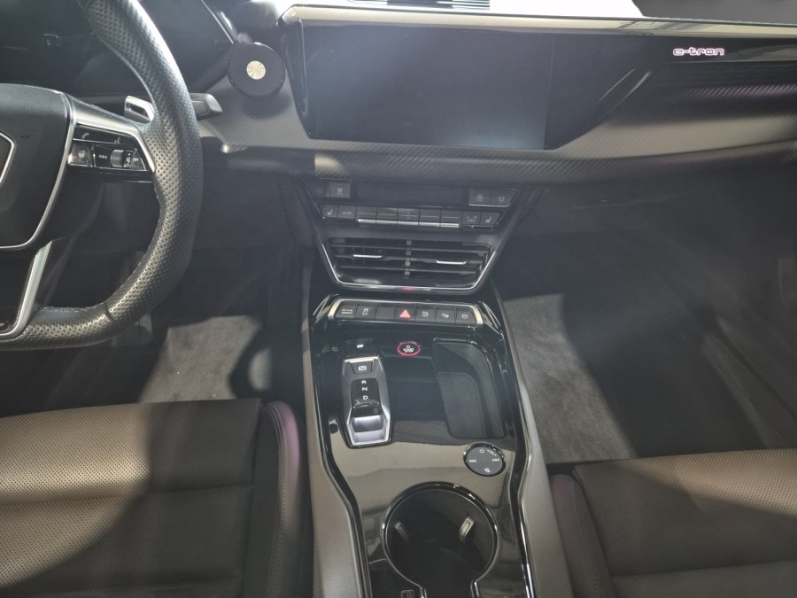 AUDI d'occasion E-TRON GT A TROIS VOLUMES E-TRON GT QUATTRO EXTENDED