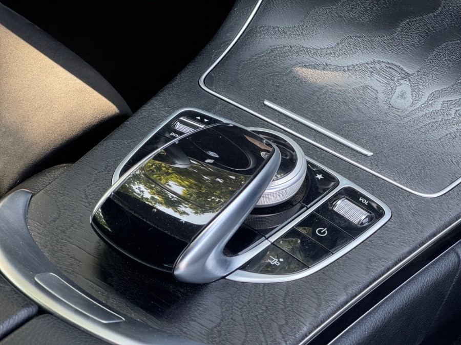 MERCEDES d'occasion CLASSE C IV C300 PACK AMG FASCINATION BA de 2017
