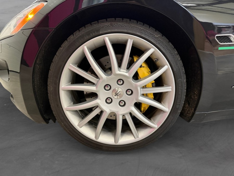 MASERATI d'occasion GRANCABRIO 4.7 S de 2010 Andrezieux (42)﻿