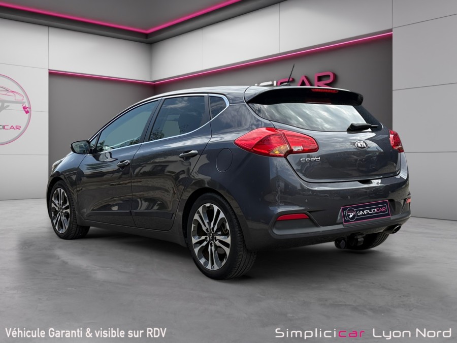 KIA d'occasion CEED 1.6 GDI 135 PREMIUM de 2015 Lyon Nord (69)﻿