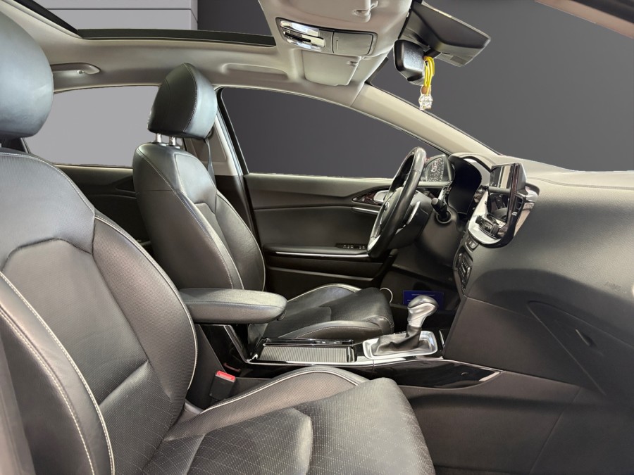 KIA d'occasion XCEED 1.6 CRDI 136 PRENIUM de 2019 Amiens (80)﻿