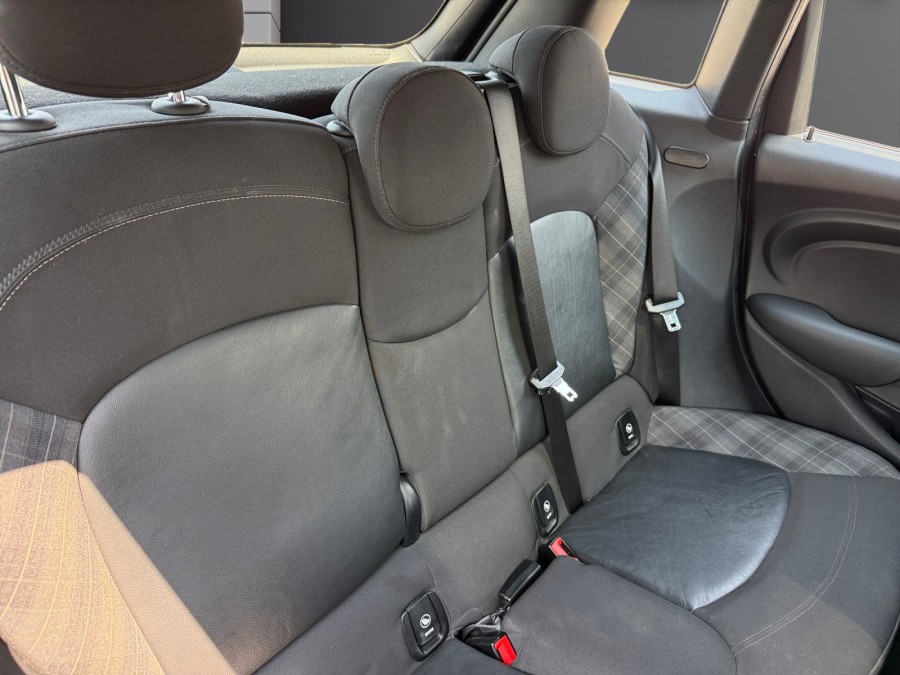 MINI d'occasion MINI Cooper 136ch Red Hot Chili de 2015 Orleans (45)﻿