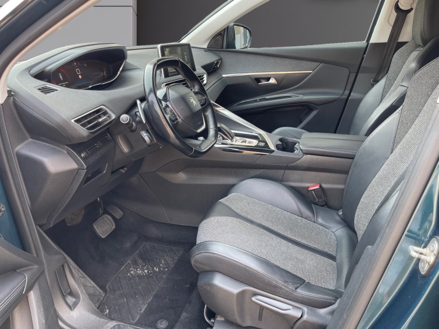 PEUGEOT d'occasion 5008 II 1.2 PURETECH 130 ALLURE EAT8 de 2018 La