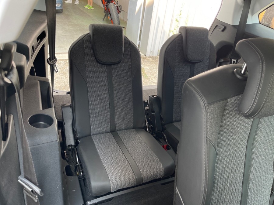 PEUGEOT d'occasion 5008 II 1.2 PURETECH 130 ALLURE EAT8 de 2018 La