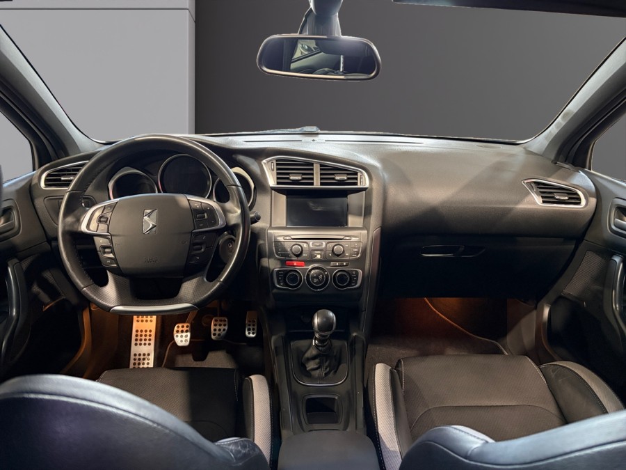 CITROEN d'occasion DS4 2.0 HDI 135 URBAN SHOW de 2014 Fontainebleau