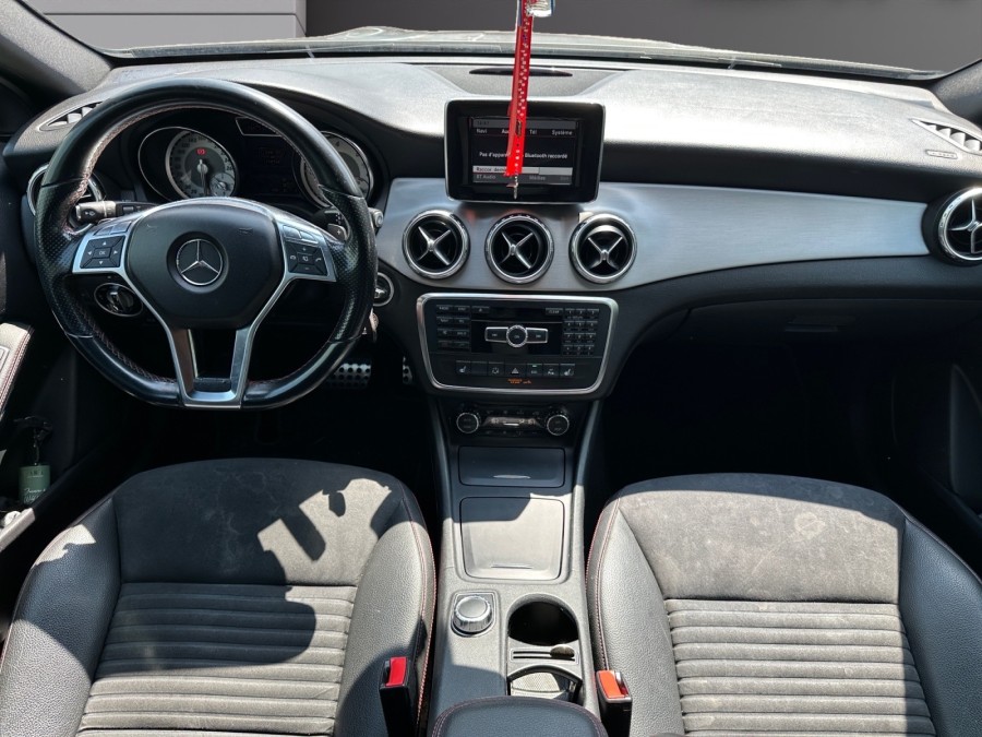 MERCEDES d'occasion CLASSE GLA GLA 200 CDI  AMG LINE BA de 2014 Salon