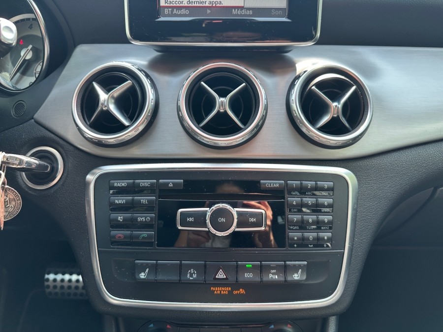 MERCEDES d'occasion CLASSE GLA GLA 200 CDI  AMG LINE BA de 2014 Salon