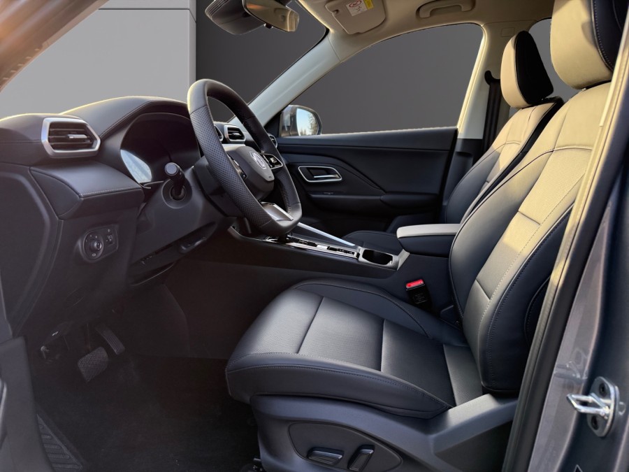 MG d'occasion ZS 1.5 HYBRID+ 197 LUXURY de 2025 Angers (49)﻿