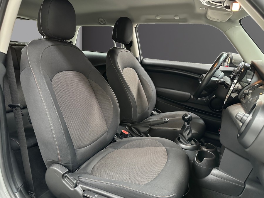 MINI d'occasion MINI 3 PORTES 1.5 ONE 75 de 2022 Lorient (56)﻿