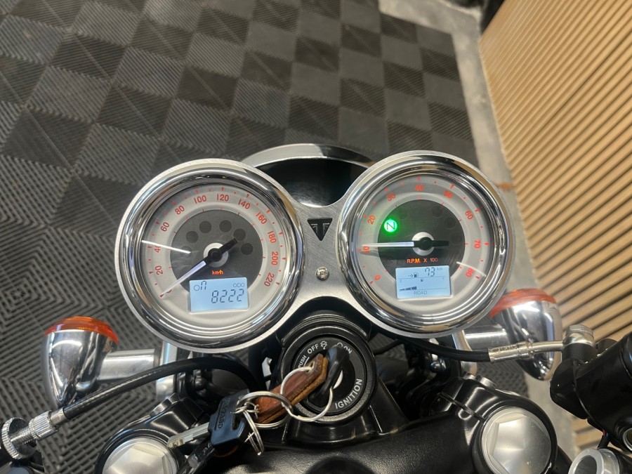 TRIUMPH d'occasion THRUXTONR 1200 de 2020 Pau (64)﻿