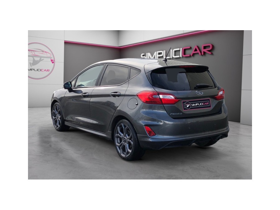 FORD d'occasion FIESTA 1.0 ECOBOOST 100 BUSINESS NAV de 2019 Royan