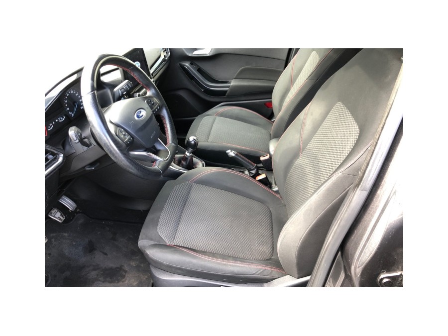 FORD d'occasion FIESTA 1.0 ECOBOOST 100 BUSINESS NAV de 2019 Royan