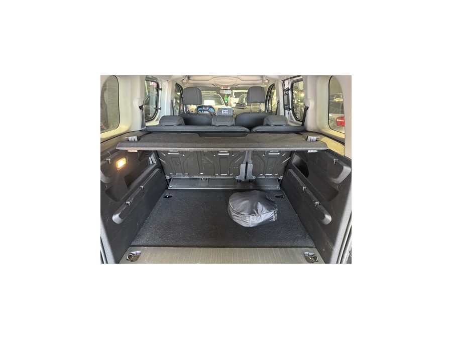 PEUGEOT d'occasion RIFTER STANDARD E RIFTER 136 ACTIVE PACK de 2025