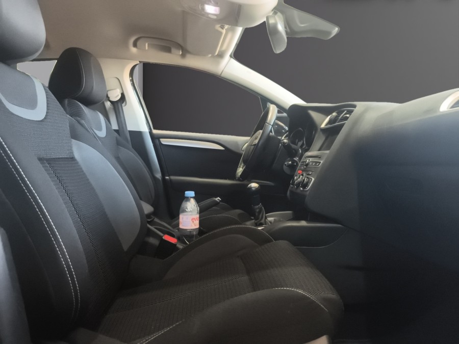 CITROEN d'occasion C4 1.2 PURE TECH 110 SHINE de 2018 Magny-en-Vexin