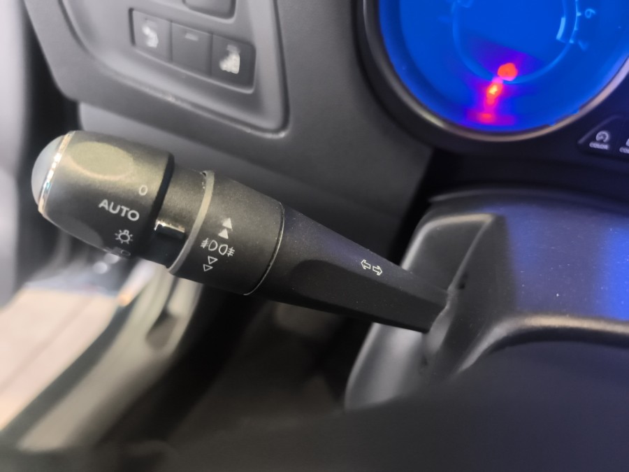 CITROEN d'occasion C4 1.2 PURE TECH 110 SHINE de 2018 Magny-en-Vexin