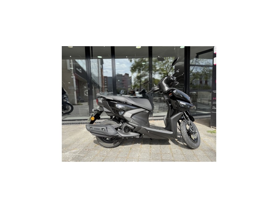 YAMAHA d'occasion LCG125 CYGNUS RAZER de 2026 Montreuil (93)﻿