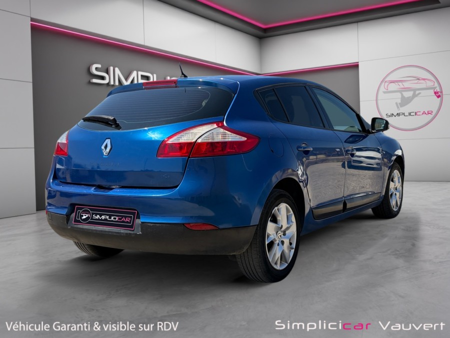 RENAULT d'occasion MEGANE III 1.5 DCI 90 FAP EXPRESSION de 2011