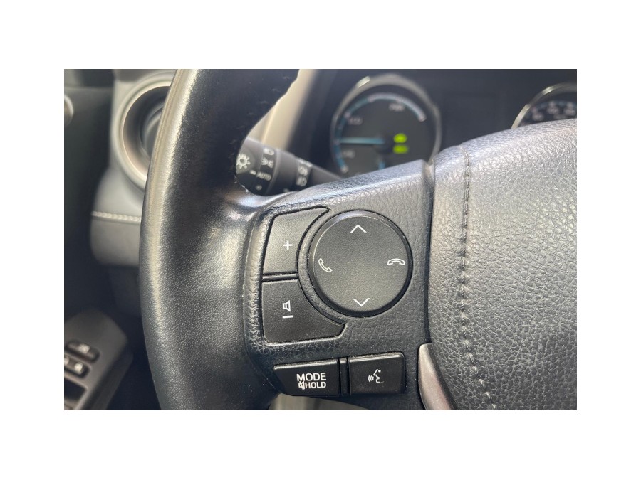 TOYOTA d'occasion RAV4 HYBRIDE 2WD DESIGN BUSINESS de 2017 Paris 15