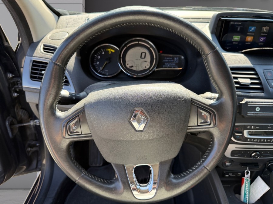 RENAULT d'occasion MEGANE III 1.5 DCI 110 FAP ZEN EDC AUTO de 2014