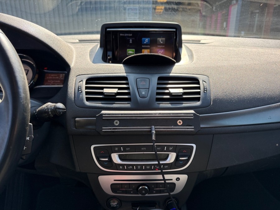 RENAULT d'occasion MEGANE III 1.5 DCI 110 FAP ZEN EDC AUTO de 2014
