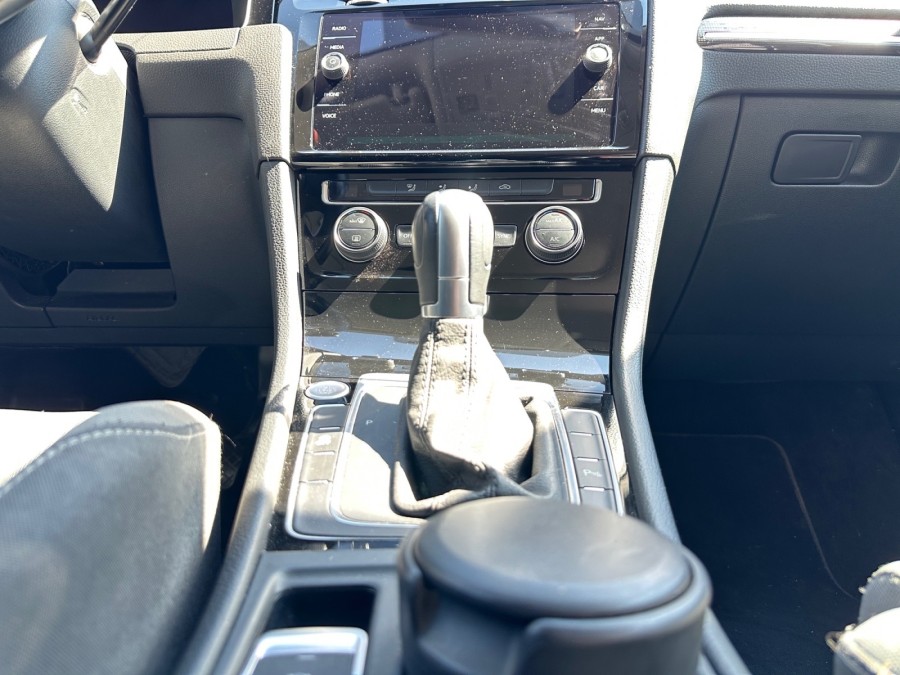 VOLKSWAGEN d'occasion GOLF VII 1.5 TSI EVO 150 CARAT DSG AUTO de 2018