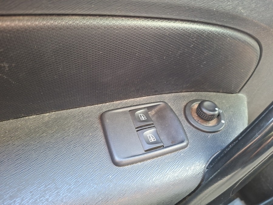 RENAULT d'occasion KANGOO MAXI BLUE DCI 95 CH de 2021 Montreuil (93)﻿