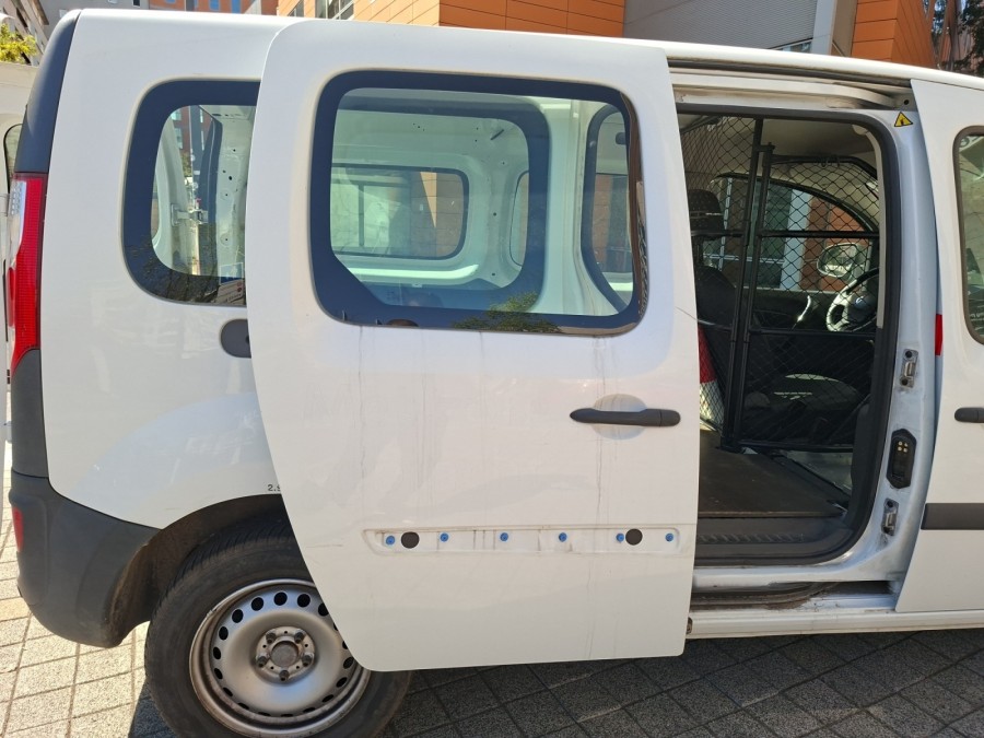 RENAULT d'occasion KANGOO MAXI BLUE DCI 95 CH de 2021 Montreuil (93)﻿