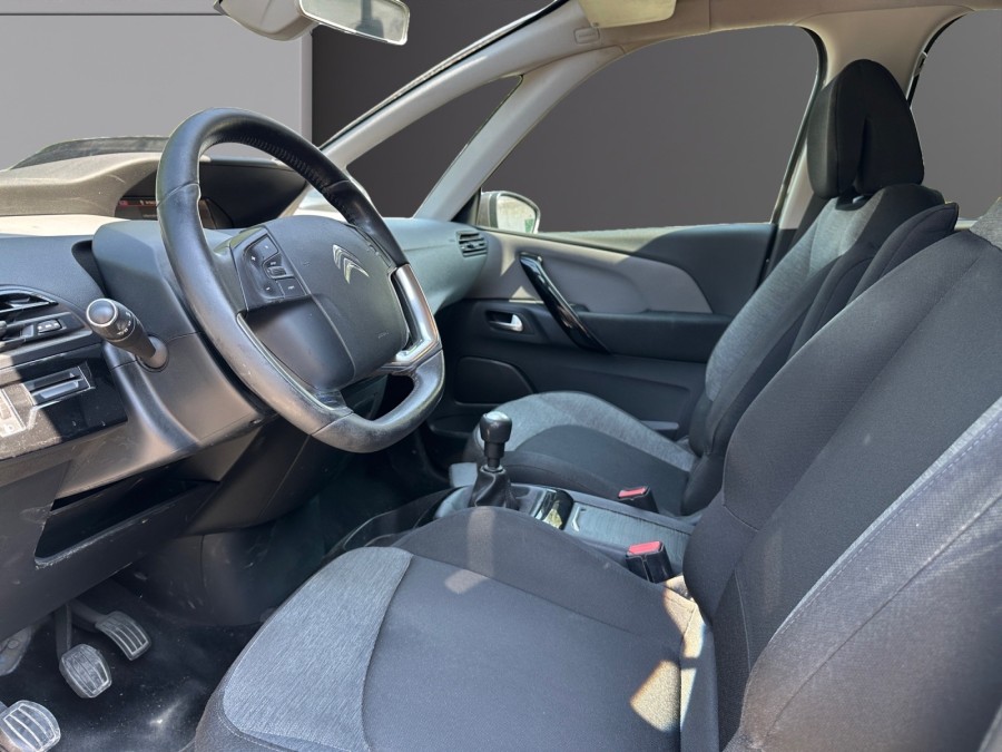 CITROEN d'occasion C4 GRAND 1.2 PURE TECH 130 FEEL de 2018 Salon de