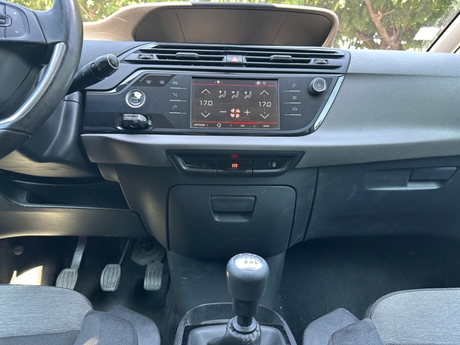 CITROEN d'occasion C4 GRAND 1.2 PURE TECH 130 FEEL de 2018 Salon de