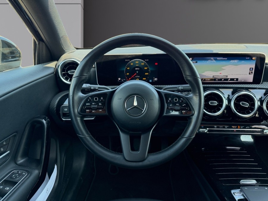 MERCEDES d'occasion CLASSE A 180d 116ch Progressive Line 7G-DCT de