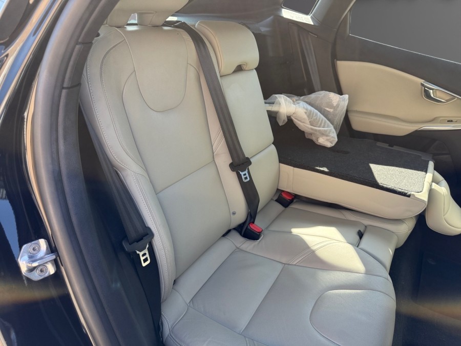 VOLVO d'occasion V40 2 D3 150 INSCRIPTION de 2018 Dunkerque (59)﻿