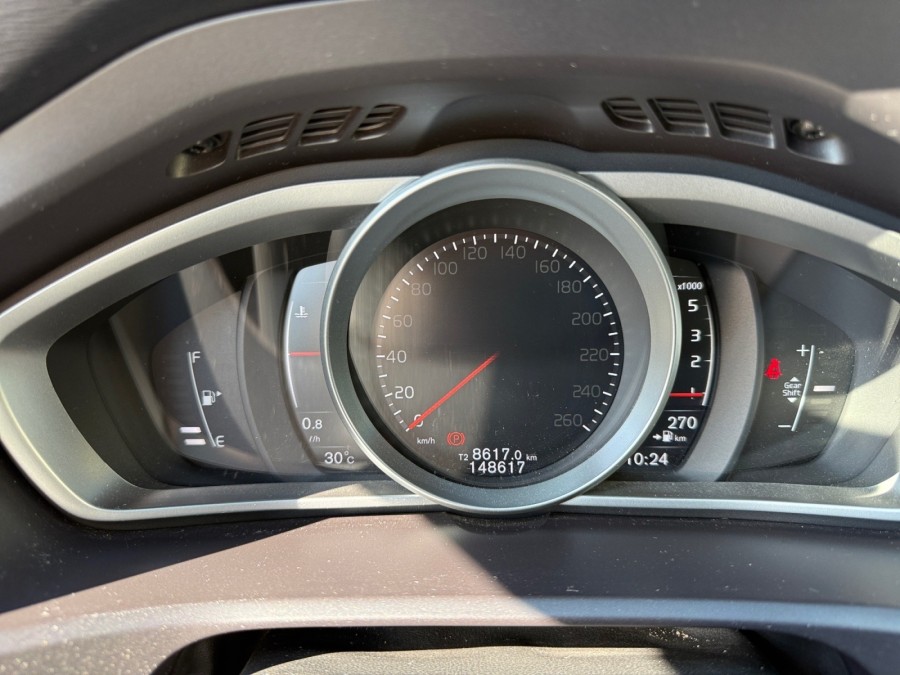VOLVO d'occasion V40 2 D3 150 INSCRIPTION de 2018 Dunkerque (59)﻿