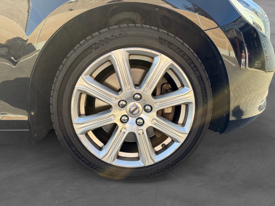 VOLVO d'occasion V40 2 D3 150 INSCRIPTION de 2018 Dunkerque (59)﻿