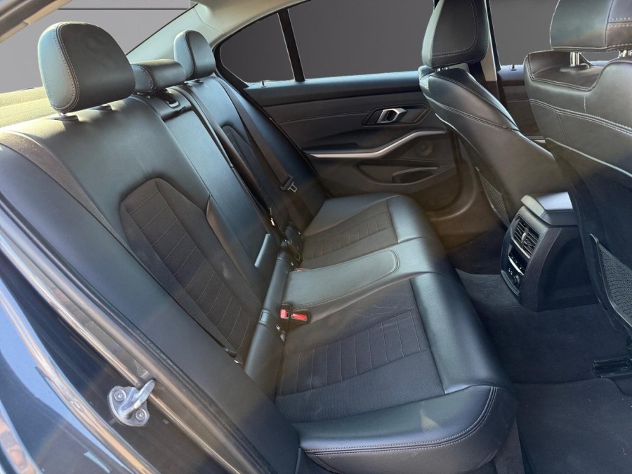 BMW d'occasion 318 2.0 D 150CV BVA8 LUXURY de 2020 Rennes (35)﻿