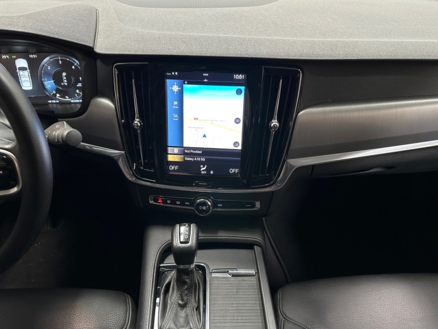 VOLVO d'occasion S90 2 D3 150 MOMENTUM AUTO de 2019 Lorient (56)﻿