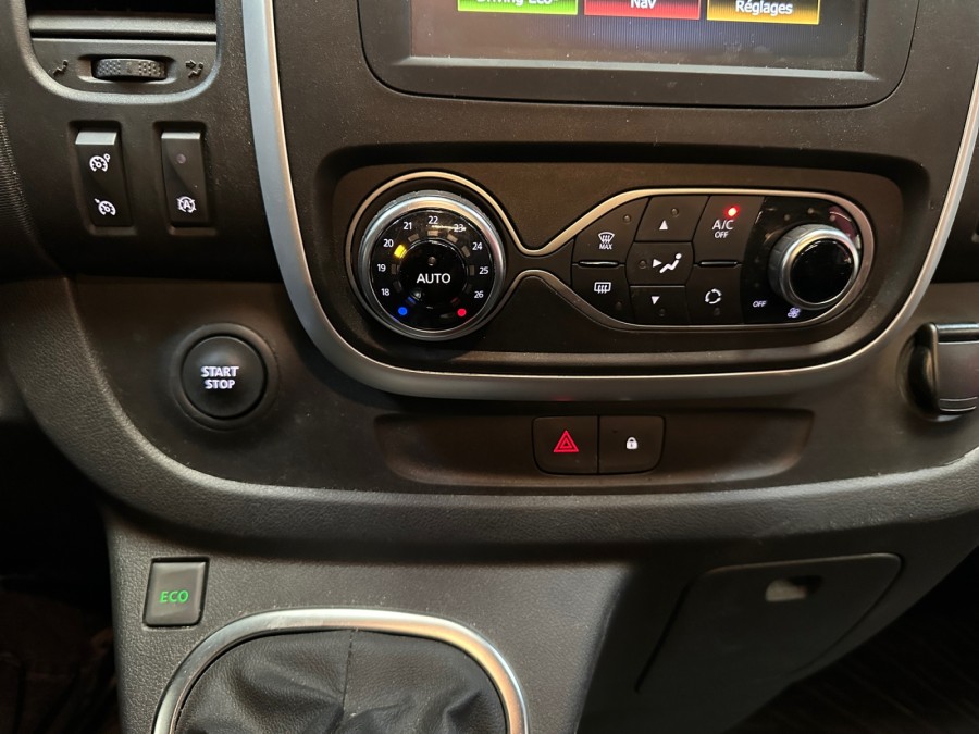 NISSAN d'occasion NV300 L1H1 2.8T 2.0 DCI 145 N-CONNECTA de 2021 St