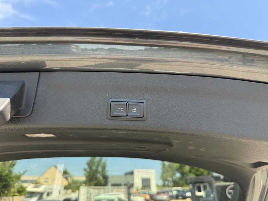 AUDI d'occasion A6 C8 AVANT AVANT 40 2.0 TDI 204 S-LINE S TRONIC de