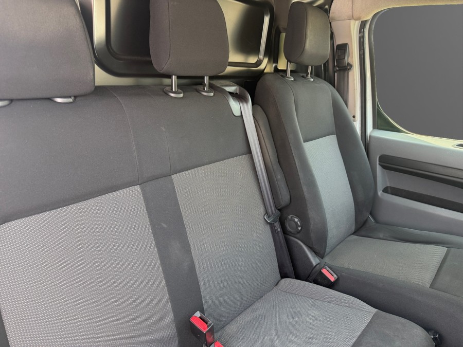 PEUGEOT d'occasion EXPERT STANDARD 2.0 BLUE HDI 120 PREMIUM de 2018